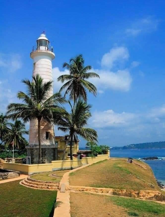Oesis - Stylish Villa Steps From Historic Galle Fort Ngoại thất bức ảnh
